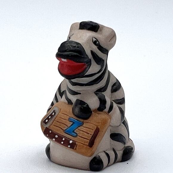 Vtg Franklin Mint Animal Alphabet Z Figurine Richard Walz Zebra Zither 1.5" - Picture 1 of 6
